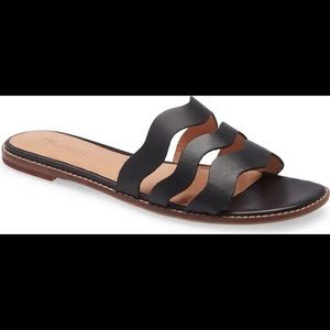 The Wave Slide Sandal
MADEWELL